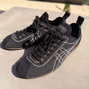 Onitsuka Tiger Black SCLAW Sneakers